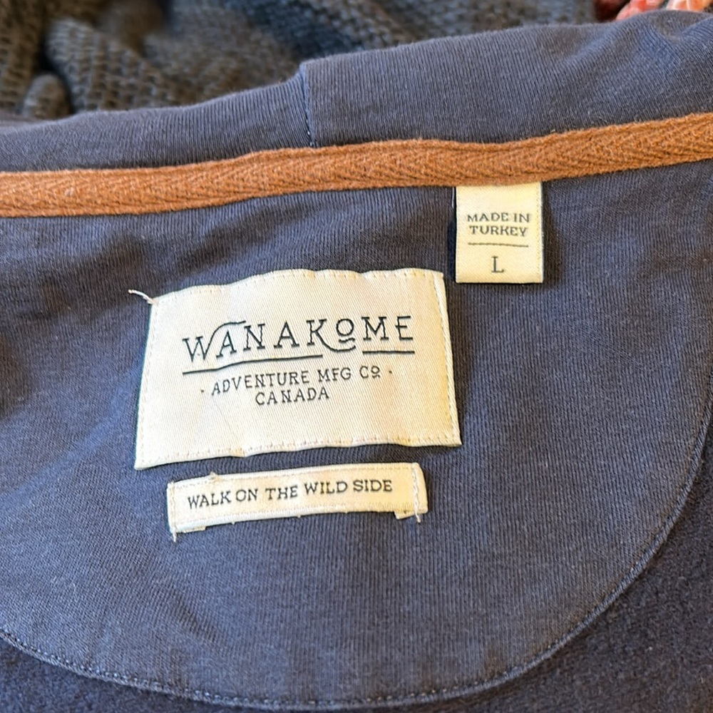 Wanakome navy blue light/mid weight full zip hoodie - Picture 5 of 7